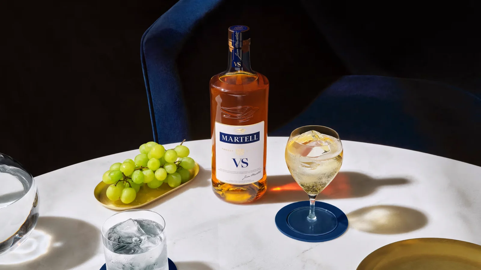 PreviewLarge-Martell_Fine_a_leau_HERO